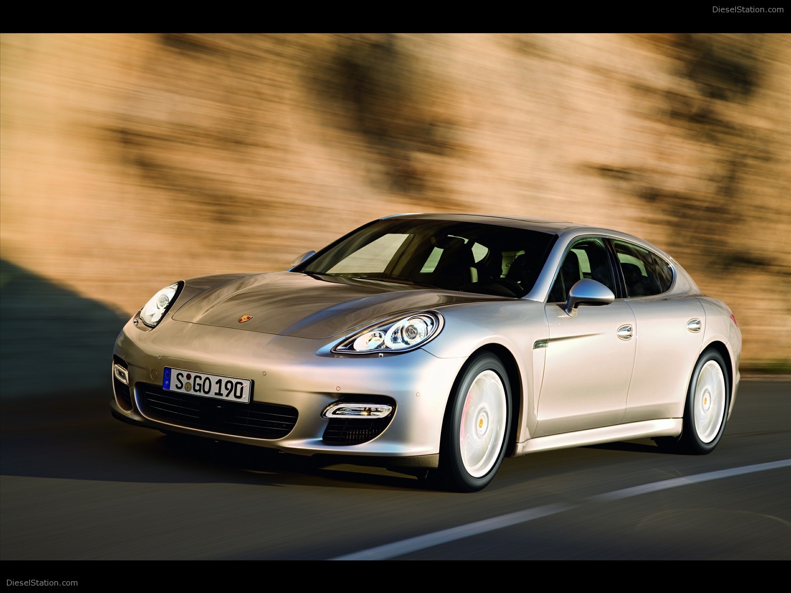 Porsche Panamera 